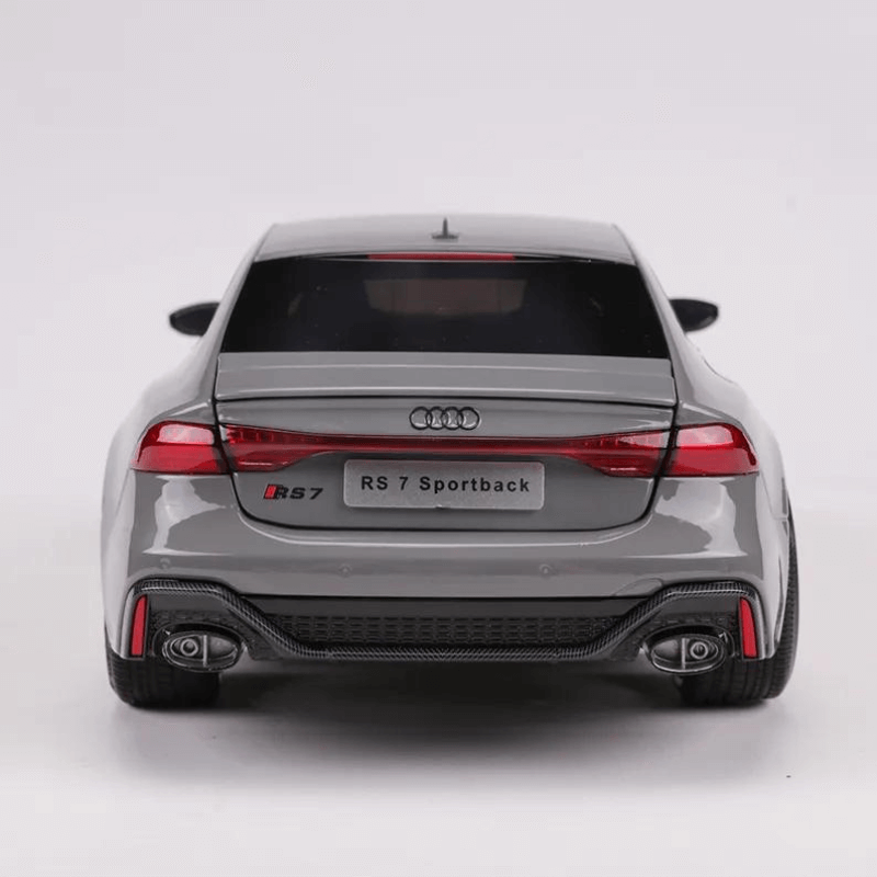 1/18 Scale Audi RS7 Full Open Die-cast Model Car