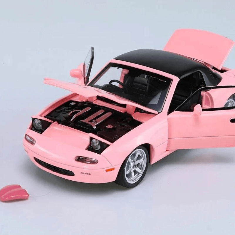 1/32 Scale Mazda MX-5 Die-cast Model Car