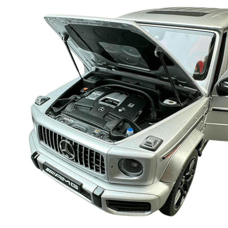 1/18 Scale Mercedes Benz AMG G63 Die-cast Model Car