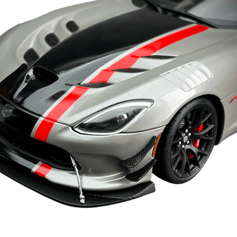 1/18 Scale Dodge Viper ACR 2017 Die-cast  Model Car