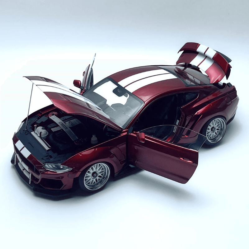 1/18 Scale Ford Mustang GT Die-cast Model Car