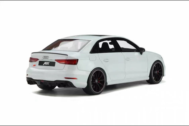 1:18 Audi Rs3 Die-cast Car Model