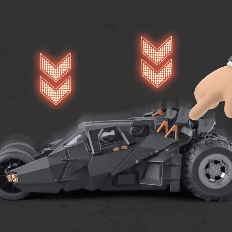 1:18 Scale Batman Batmobile Tumbler Die-cast Model