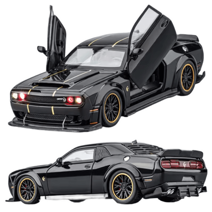1/32 Scale Dodge Challenger SRT Alloy Musle Die-cast Model Car