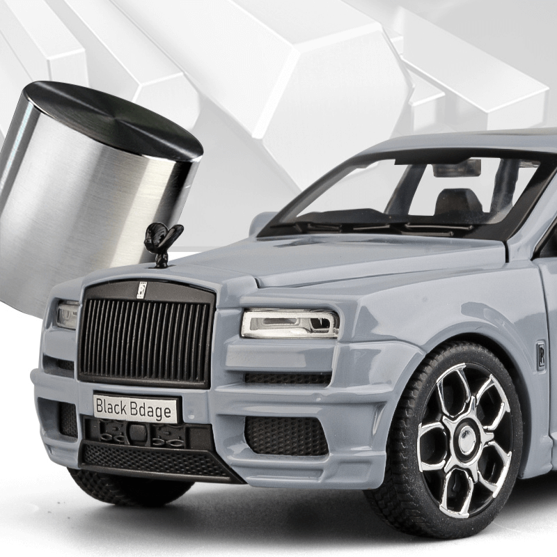 1/32 Scale Rolls Royce Cullinan Die-cast Model Car