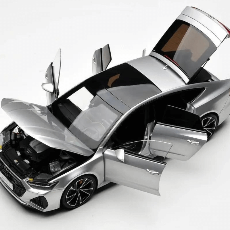 1/18 Scale Audi RS7 Full Open Die-cast Model Car
