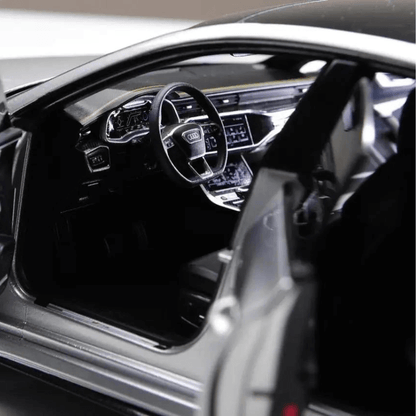 1/18 Scale Audi RS7 Full Open Die-cast Model Car