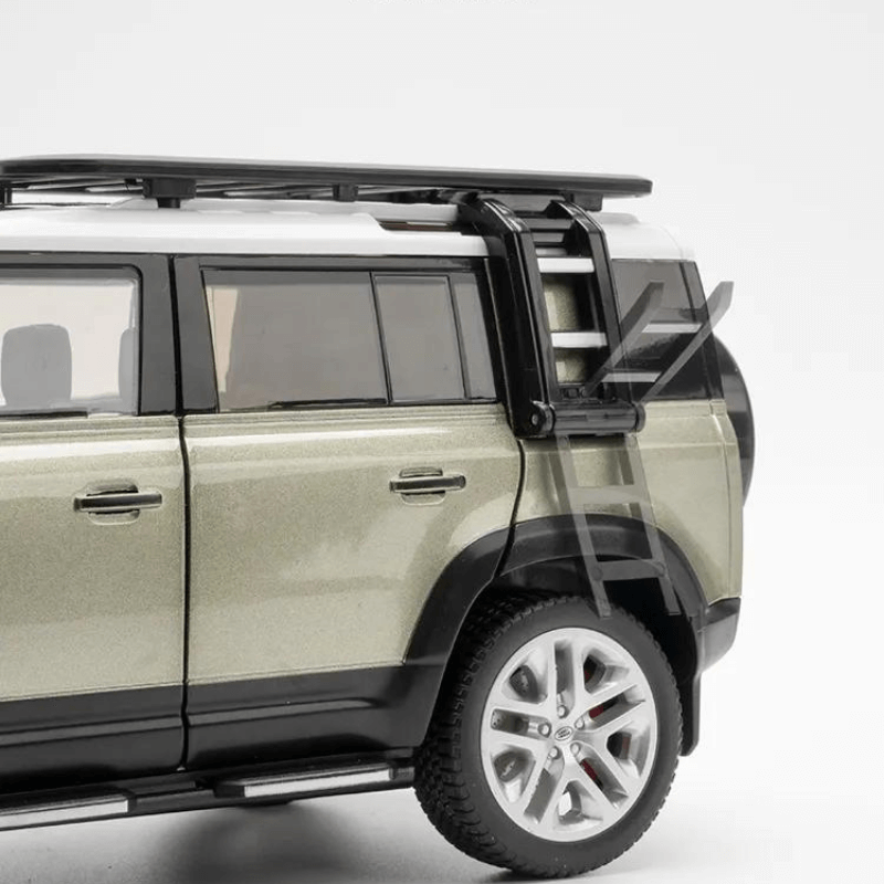 1/18 Scale Large Size Land Rover Defender 110 Die-cast Model Car