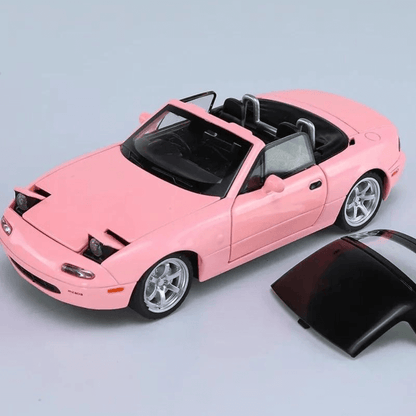 1/32 Scale Mazda MX-5 Die-cast Model Car