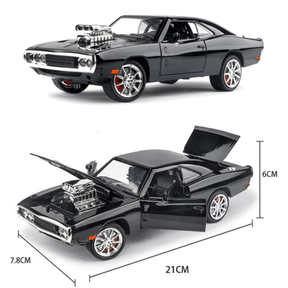 1/24 Scale Dodge Charger Alloy Muscle Car Model
