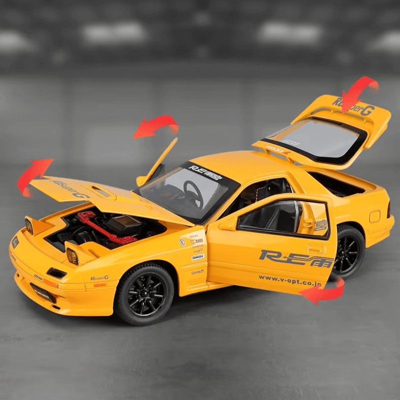 1/24 Scale Mazda RX-7 Die-cast Model Car