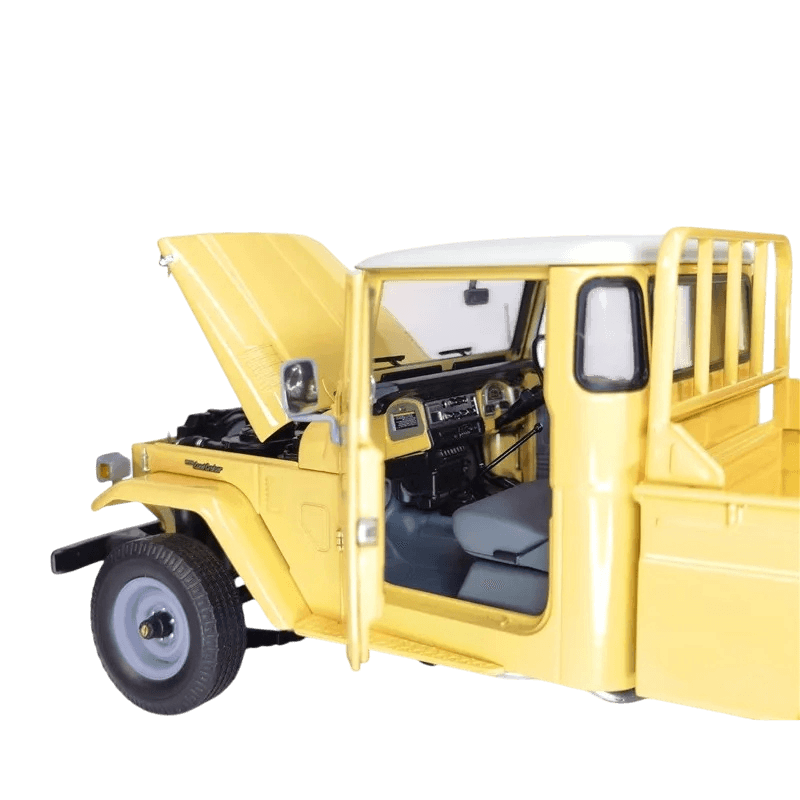 1/18 Scale Toyota Land Cruiser LC40 Die-cast Model Car