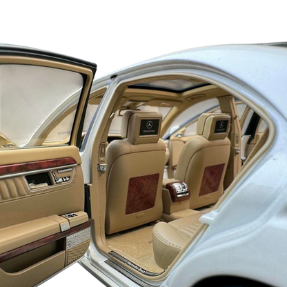 1/18 Scale Mercedes Benz S600L Die-cast Model Car