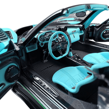 1/18 scale Pagani UNO Zonda F 2005 Die-cast Model Car