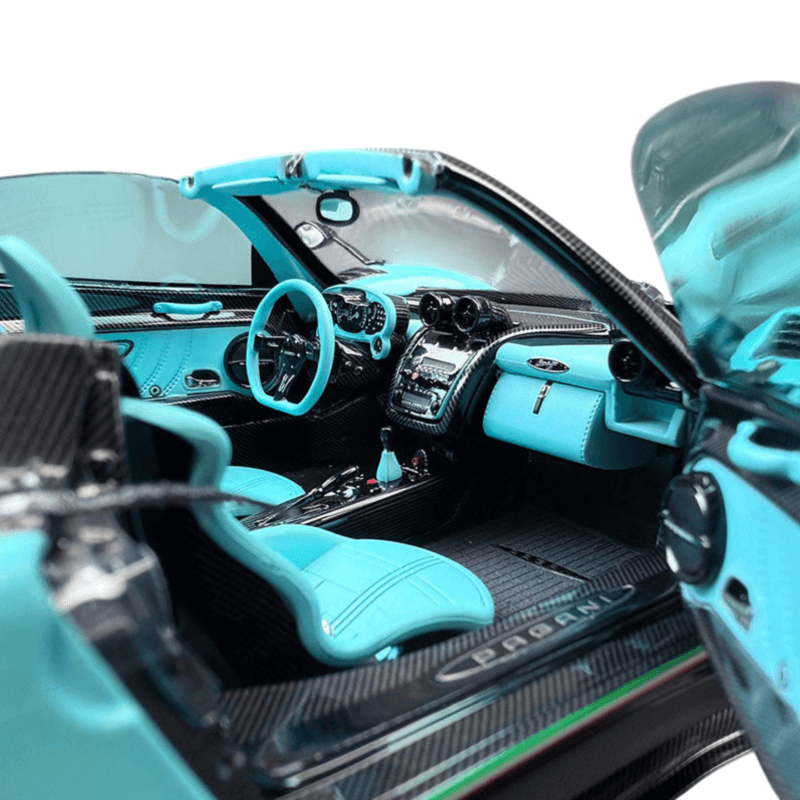 1/18 scale Pagani UNO Zonda F 2005 Die-cast Model Car