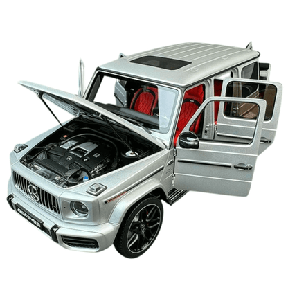1/18 Scale Mercedes Benz AMG G63 Die-cast Model Car