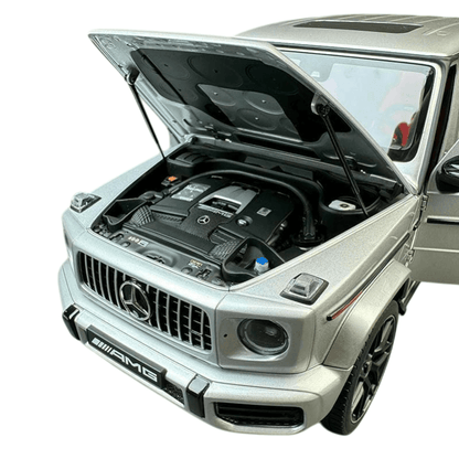 1/18 Scale Mercedes Benz AMG G63 Die-cast Model Car