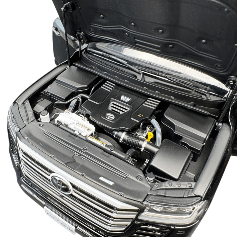 1/18 Scale Toyota Land Cruiser LC300 Die-cast Model Car