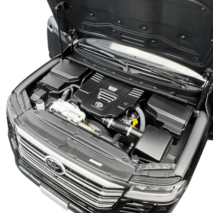 1/18 Scale Toyota Land Cruiser LC300 Die-cast Model Car