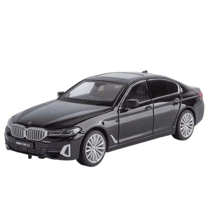1/24 Scale BMW 5 Series Die-cast Model Car