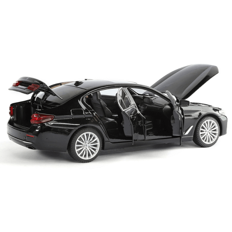 1/24 Scale BMW 5 Series Die-cast Model Car
