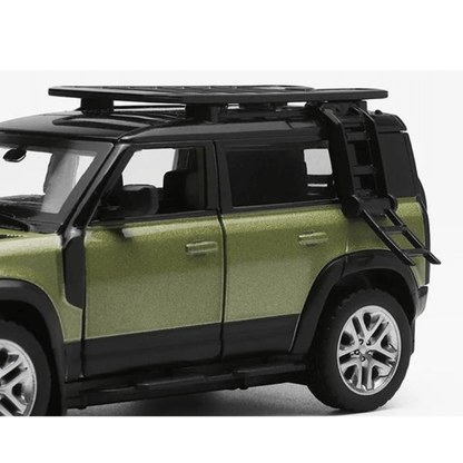 1:43 Scale Land Rover Defender 1110 Die-cast Model Car