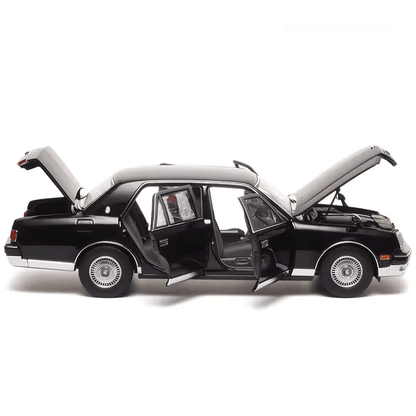 1/18 Scale Toyota Century Die-cast Model Car