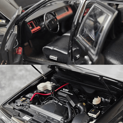 1/18 scale Lincoln TOWN CAR die-cast model