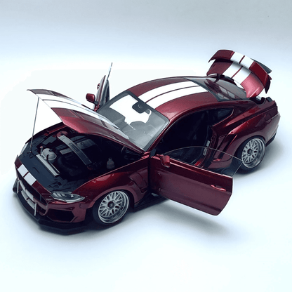 1/18 Scale Ford Mustang GT Die-cast Model Car