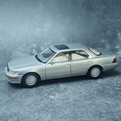 1/18 Scale LS 400 Die-cast Model Car