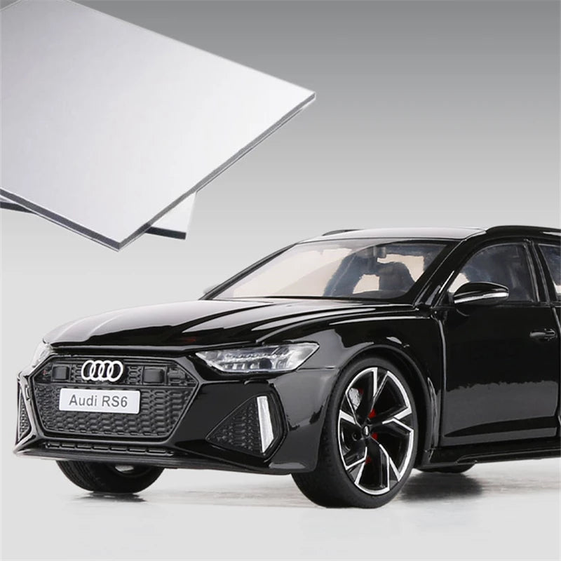 1/32 Scale Audi RS6 Avant Car Model