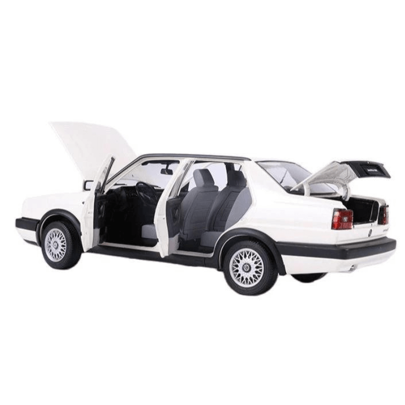 1/18 Scale Volkswagen Jetta GT Die-cast Car Model