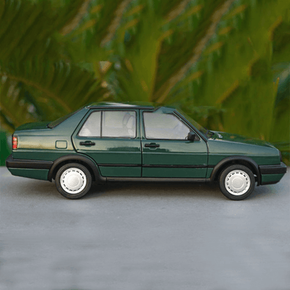 1/18 Scale Volkswagen Jetta GT Die-cast Car Model