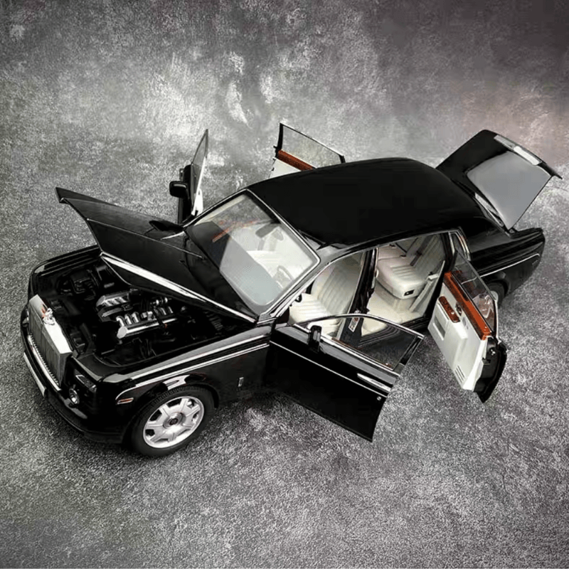 1/18 Scale Rolls Royce Phantom Die-cast Car Model